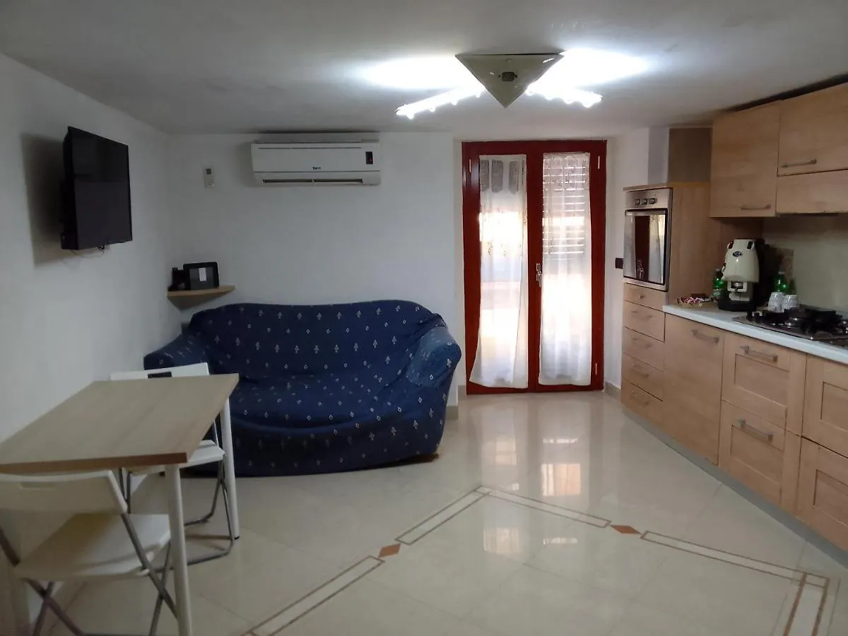 Hous'Mery Napels Appartement